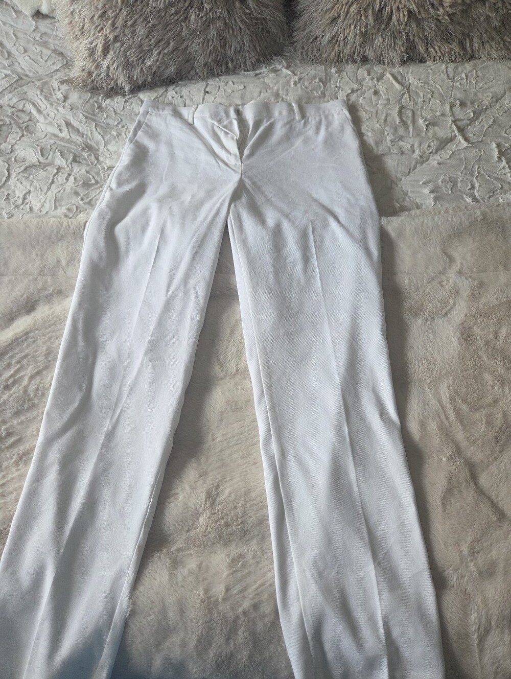 Ann Taylor Eva White lined Dress Pants - Classic Straight Fit.  10 Tall